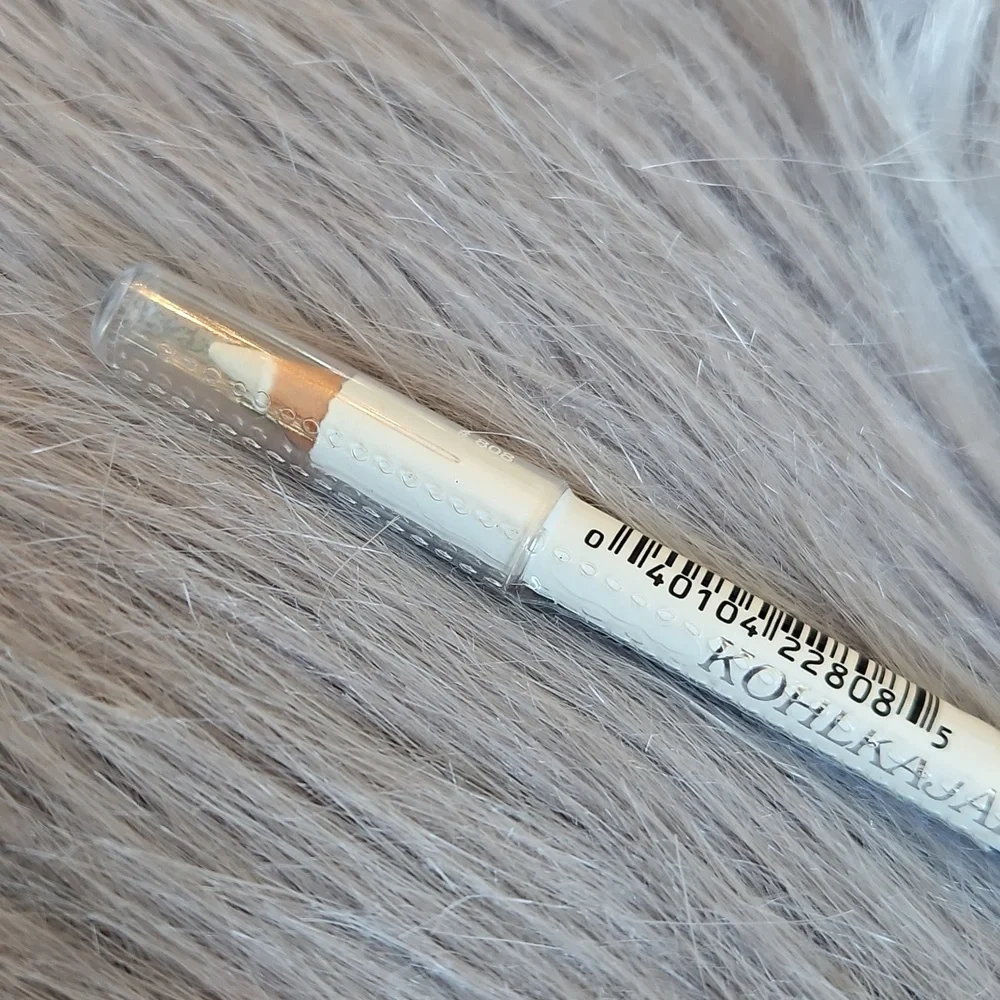 🆕️Love My Eyes Kohl-Kajal Eye Liner Soft Crayon 808 White